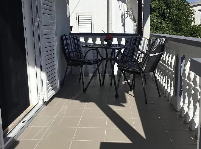 With A Parking Space Starigrad, Paklenica - 18492