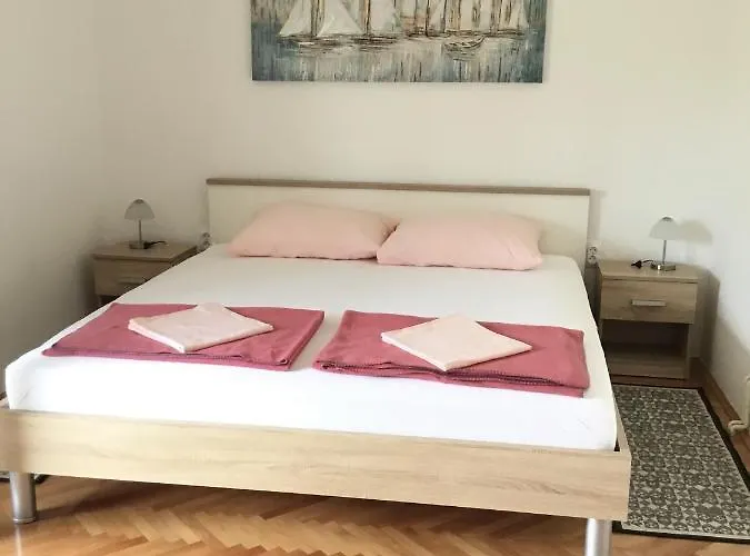 With A Parking Space Starigrad, Paklenica - 18492