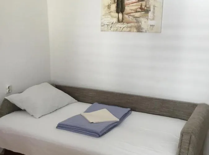 With A Parking Space Starigrad, Paklenica - 18492 斯塔利格拉德-帕克利尼卡