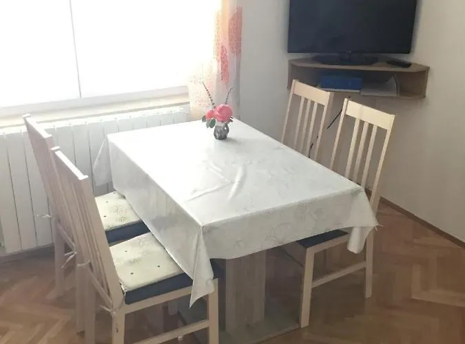 With A Parking Space Starigrad, Paklenica - 18492 斯塔利格拉德-帕克利尼卡